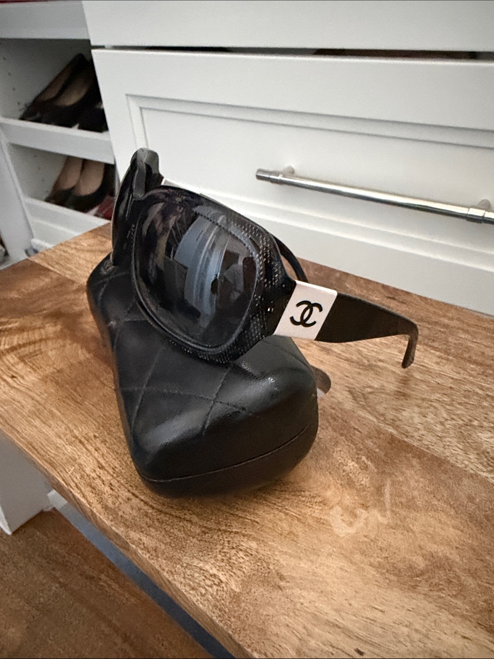 CHANEL 5146 Black Quilted Oversized Sunglasses with Logo Arm